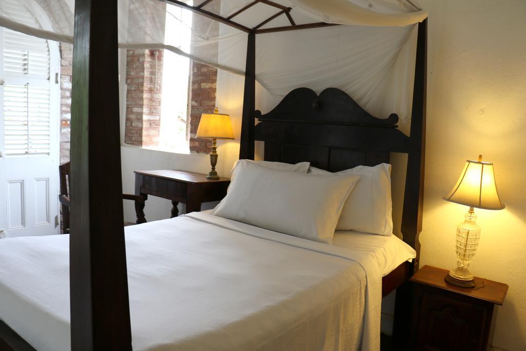 Hotel Florita Jacmel Exterior photo